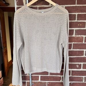 Uniqlo Women's Light Beige 3D Knit Mesh Long-Sleeve Crew Neck Sweater